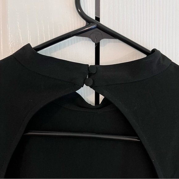 H&M Black Open Back Blouse - Picture 3 of 6